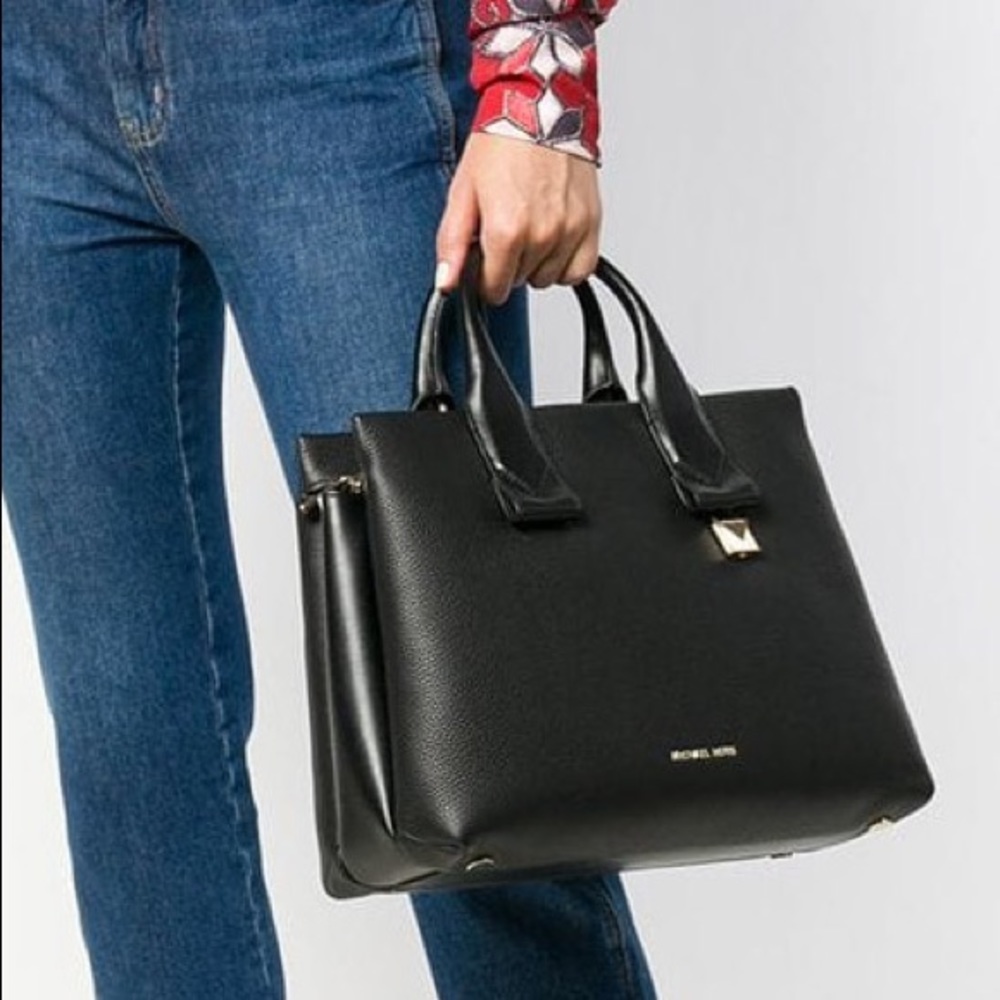 Michael Kors Rollins satchel